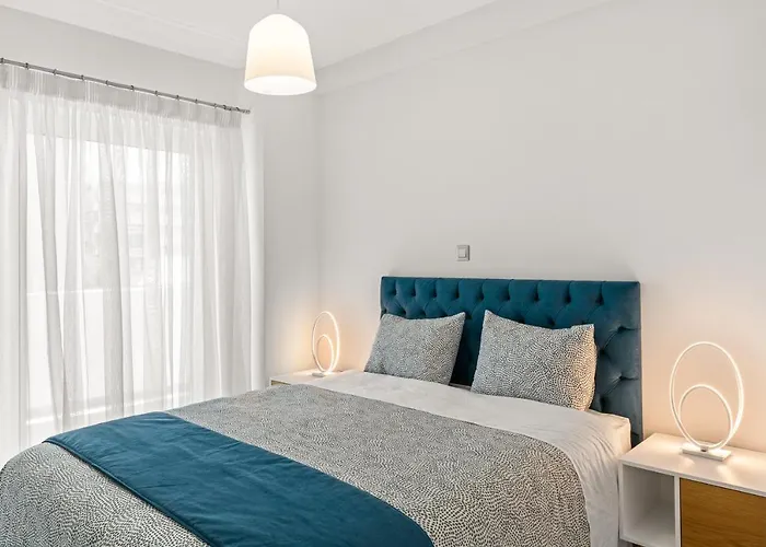 Billymare Central Glyfada Apartment