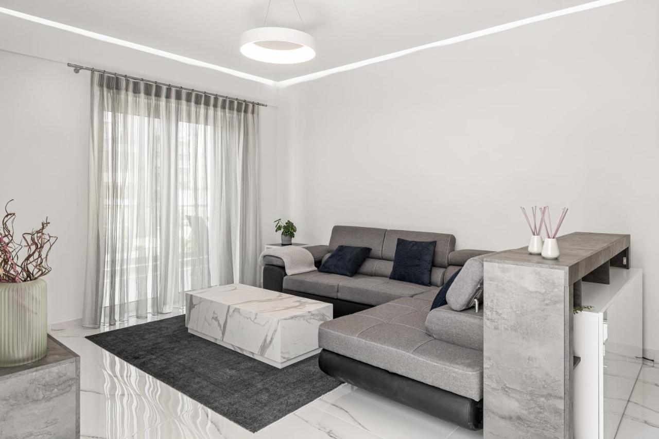 Billymare Glyfada Athens