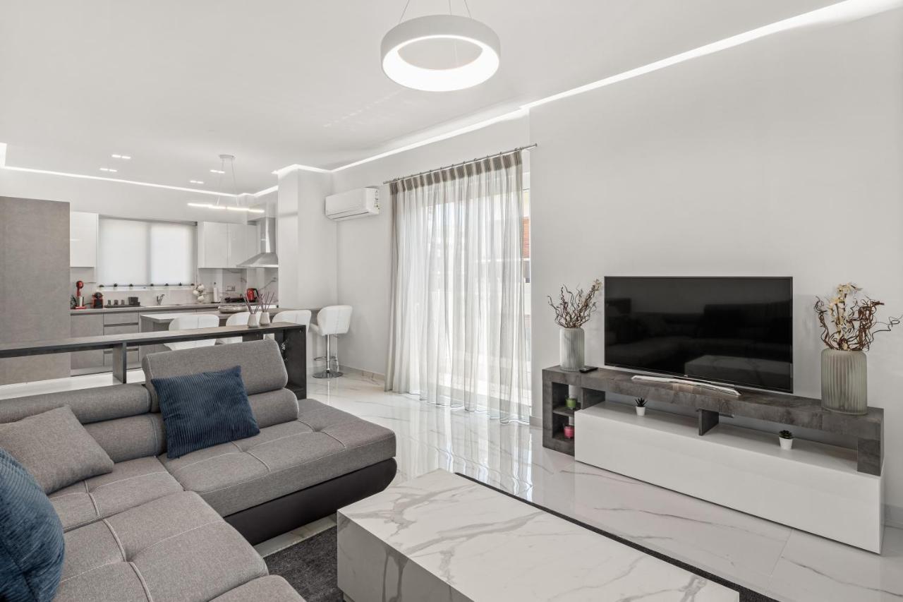 Apartment Billymare Glyfada